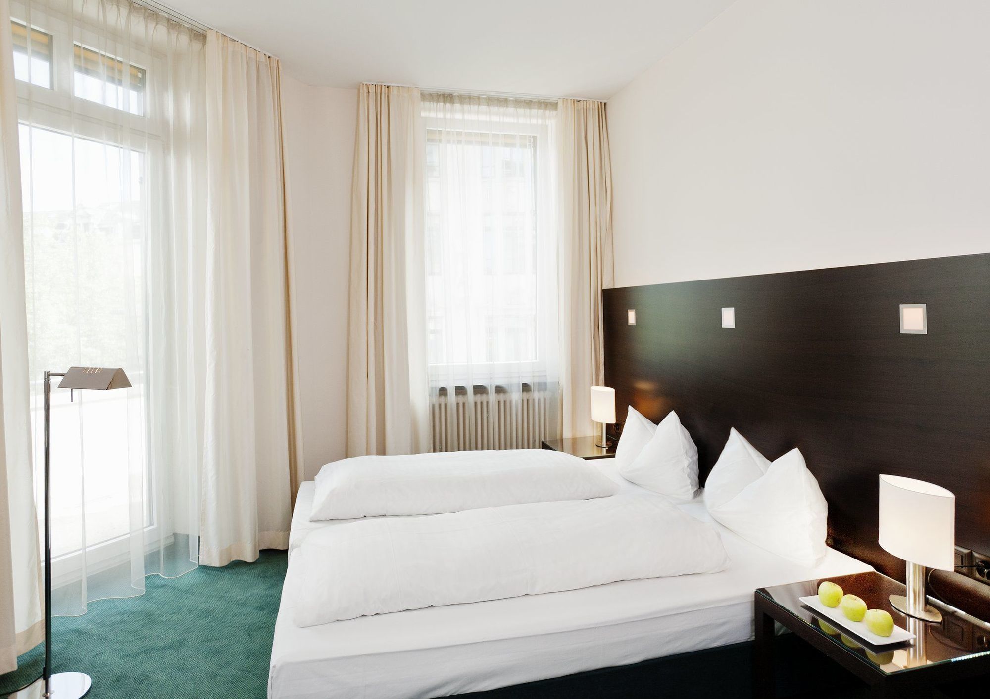 Stay2Night Bs Zurich Exterior photo