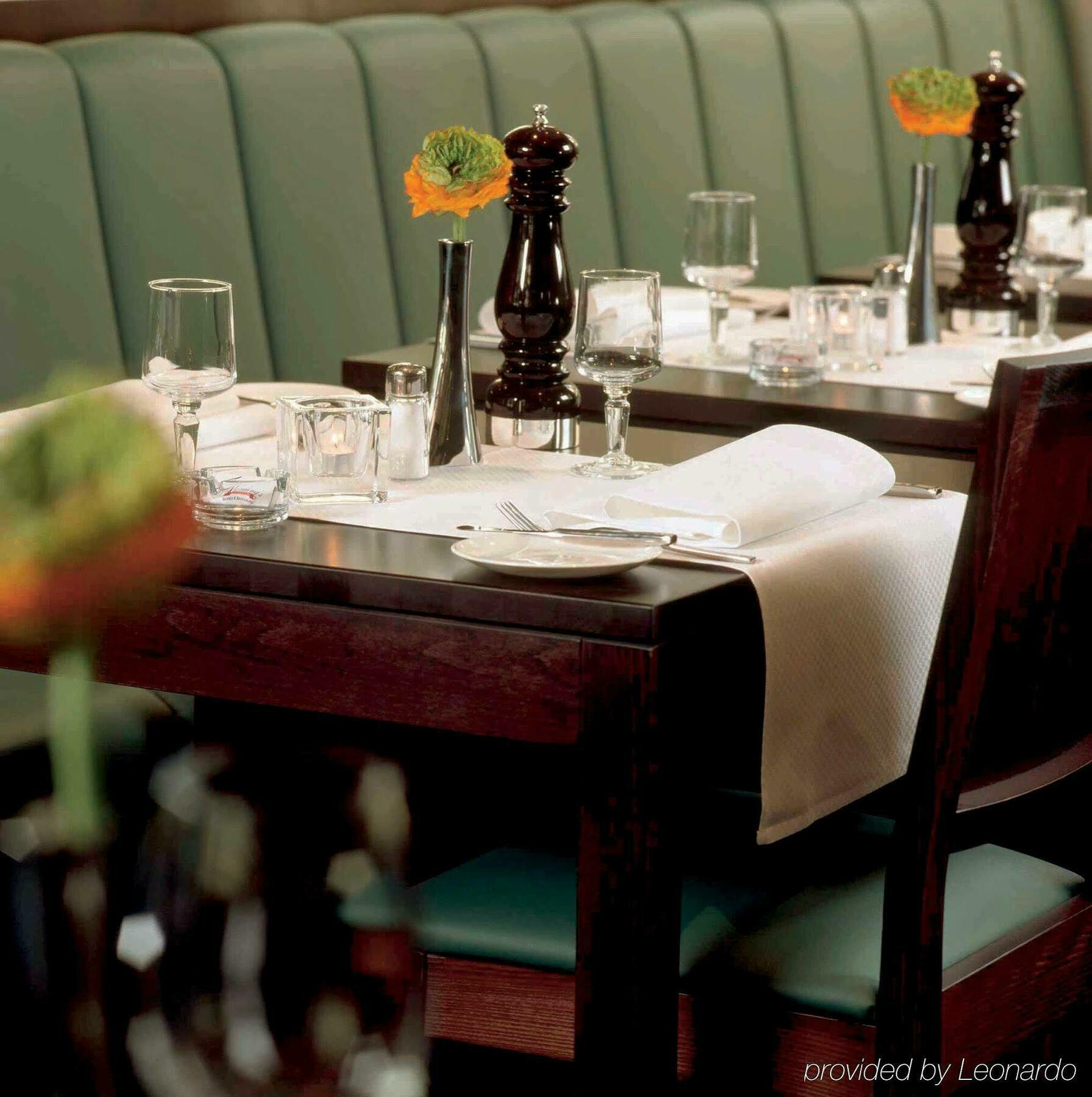 Stay2Night Bs Zurich Restaurant photo